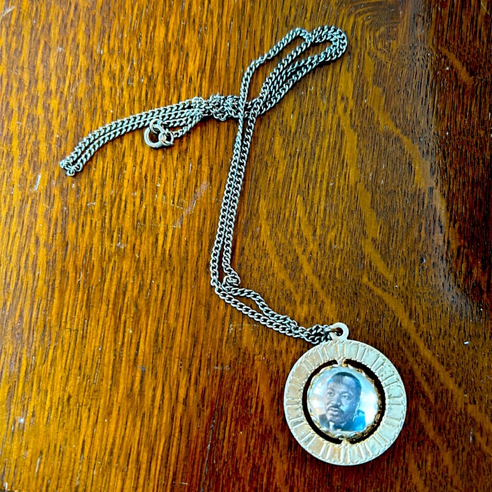 Men or women’s necklace